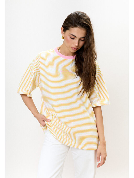 Mirons Mirons T-Shirt Print Biały Oversize