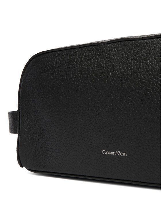 Calvin Klein Calvin Klein Kozmetická taštička Foil Emboss Dopp Kit LV04D1031G Čierna