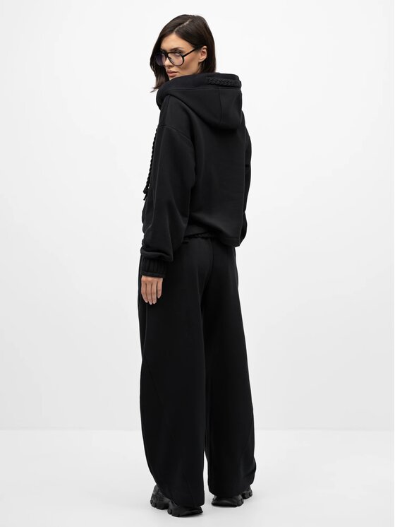 MANDRAGORA MANDRAGORA Bluza Sento Czarny Standard Fit