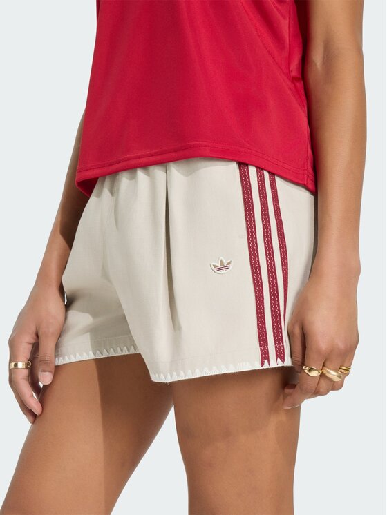 adidas adidas Szorty sportowe 167903 Beżowy Regular Fit
