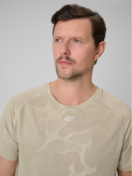 4F 4F Koszulka techniczna ATHLETIC Beżowy Regular Fit