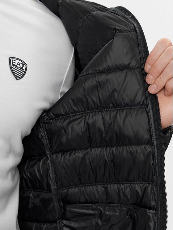 EA7 Emporio Armani EA7 Emporio Armani Vatovaná bunda 8NPB02 PN29Z 1200 Čierna Regular Fit