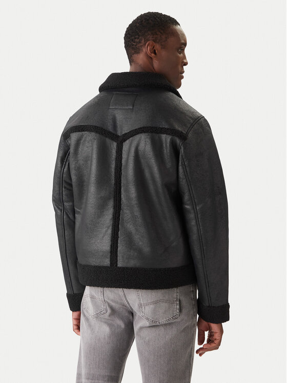 Wrangler Wrangler Яке от имитация на кожа Shearling 112371854 Черен Regular Fit