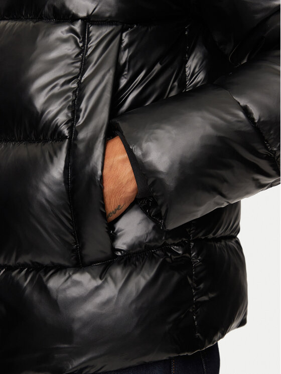 Calvin Klein Calvin Klein Winterjacke K10K113721 Schwarz Regular Fit