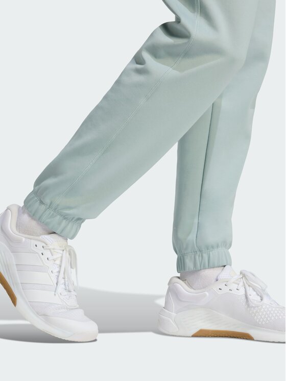 adidas adidas Spodnie materiałowe 147017 Zielony Slim Fit