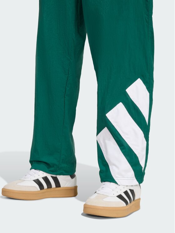 adidas adidas Spodnie dresowe ADICOLOR BLOCKED Zielony Regular Fit