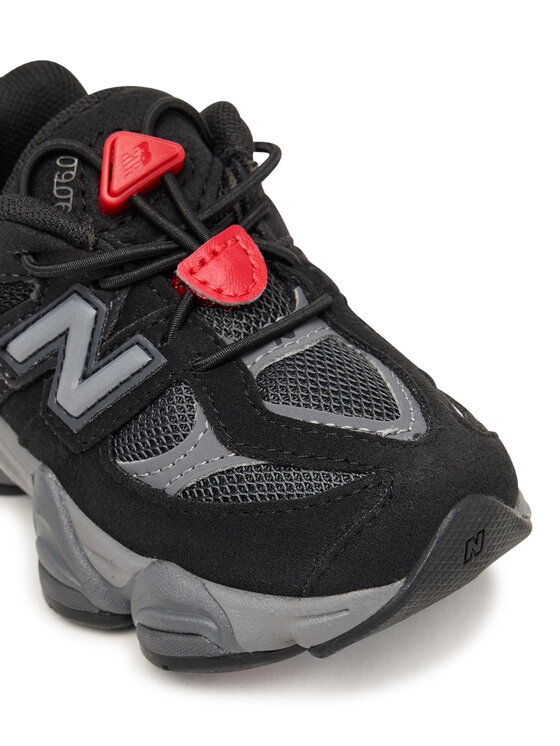 New Balance New Balance Sneakersy IV9060BK Čierna