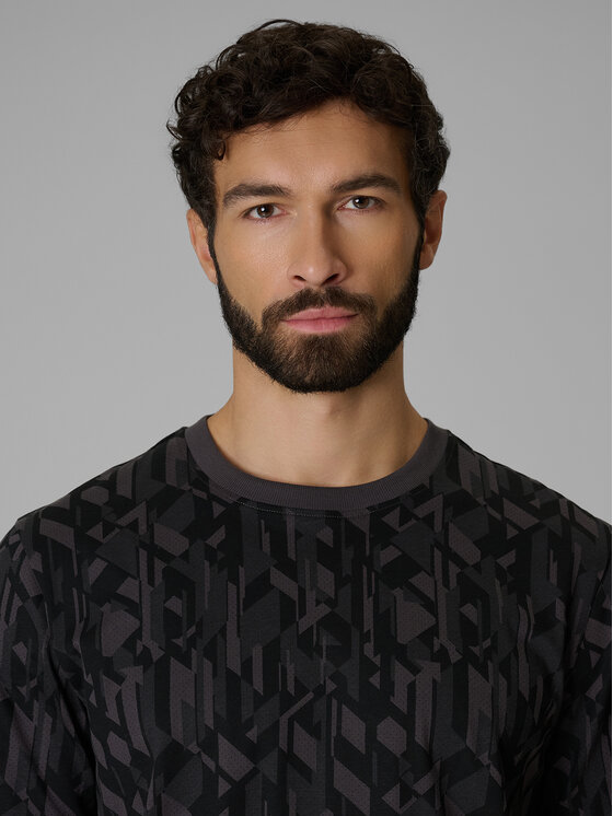 4F 4F T-Shirt ESSENTIALS Czarny Regular Fit