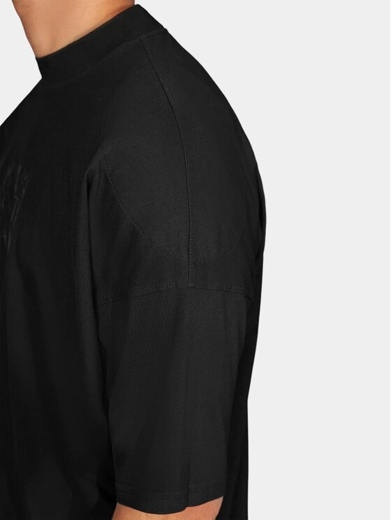 MADE BY SOCIETY MADE BY SOCIETY T-Shirt Absolute Dark - T17794 Czarny Basic Fit