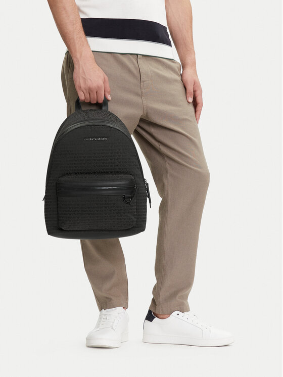 Emporio Armani Emporio Armani Nahrbtnik EM001209 AF13823 U8168 Črna