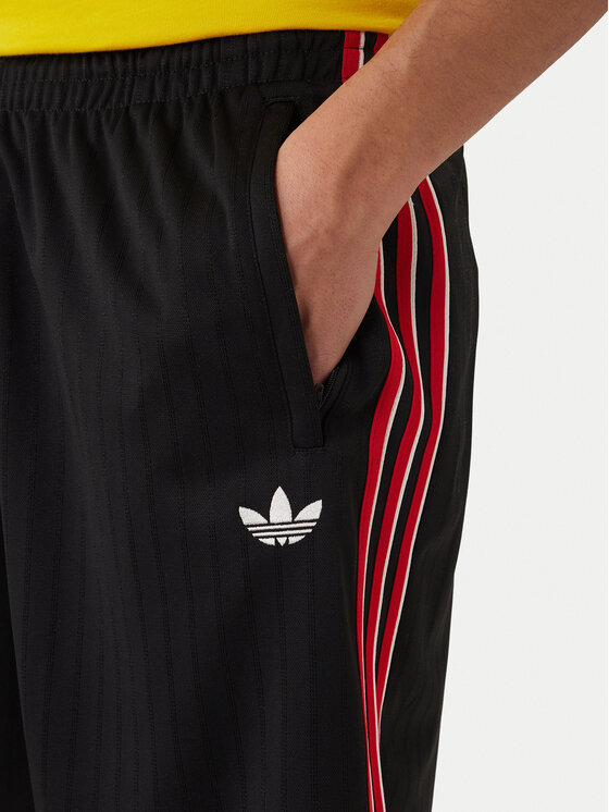 adidas adidas Sportovní kraťasy Firebird Engineered Stripes KS5505 Černá Regular Fit