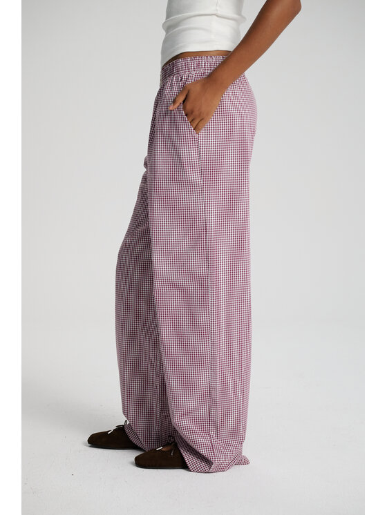 Le Songe Le Songe Spodnie materiałowe CHERRY LADY Fioletowy Basic Fit