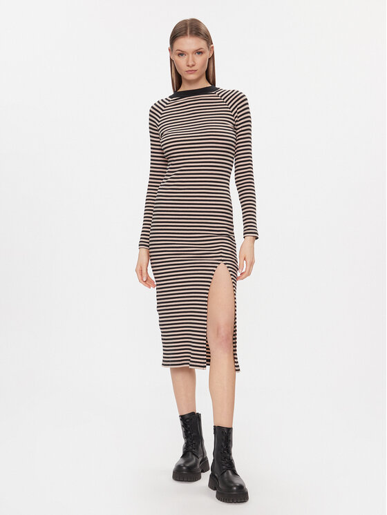 Brave Soul Brave Soul Haljina za svaki dan LDRJ-624SLOANE Crna Regular Fit