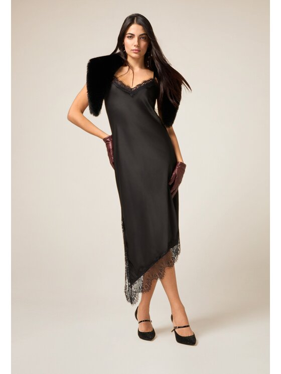 Oltre Oltre Vestito da giorno 7086R005145N033 Nero Baggy Fit