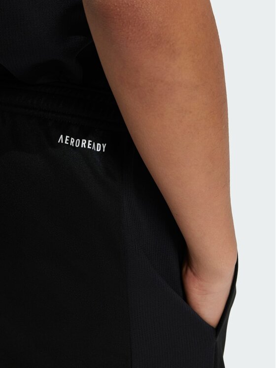 adidas adidas Szorty materiałowe 132617 Czarny Regular Fit