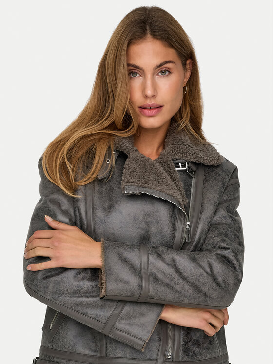 ONLY ONLY Куртка зі штучної шкіри Betty 15322044 Коричневий Regular Fit