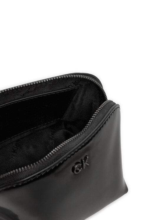 Calvin Klein Calvin Klein Косметичка Ck Daily Cosmetic K60K612449 Чорний