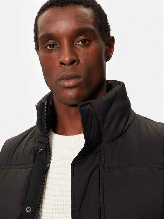 BOSS Boss Prsluk Odaini 50536013 Crna Regular Fit