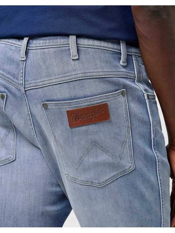 Wrangler Wrangler Jeans River Blu Tapered Fit