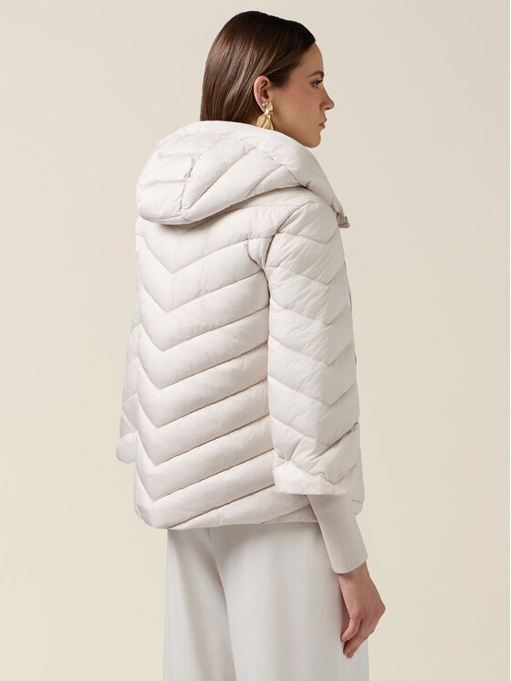 Oltre Oltre Kurtka puchowa F049J000207N011 Biały Boxy Fit