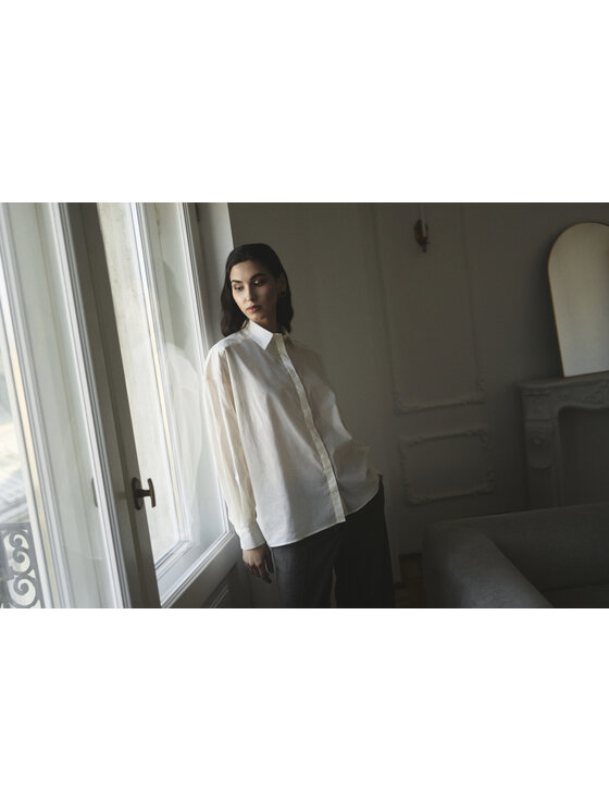 Entelier Entelier Koszula lekko transparentna Biały Modern Relaxed Fit