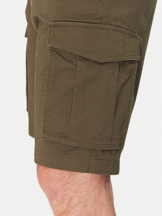 Gant Gant Kratke hlače iz tkanine 205069 Khaki Relaxed Fit