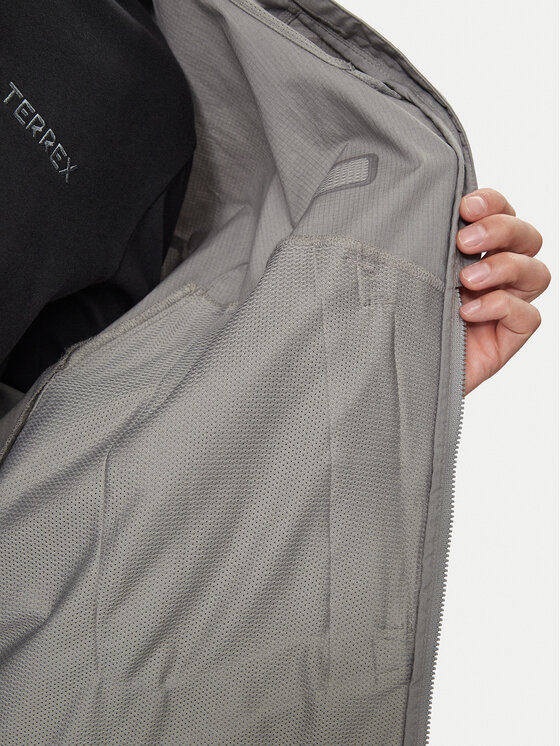 adidas adidas Αντιανεμικό Terrex Xploric IK9115 Γκρι Regular Fit
