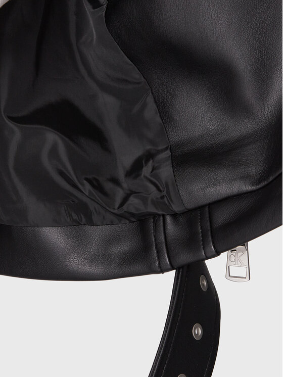 Calvin Klein Jeans Calvin Klein Jeans Jacke aus Kunstleder J20J220507 Schwarz Regular Fit