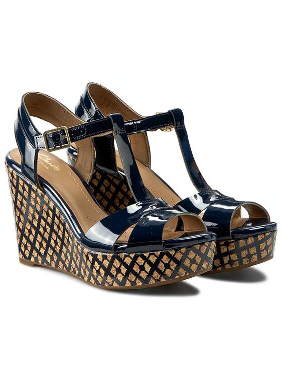Clarks amelia roma hot sale
