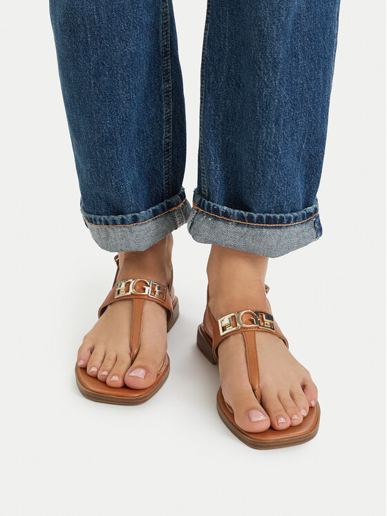 Guess Sandali FLJRMY LEA03 Rjava