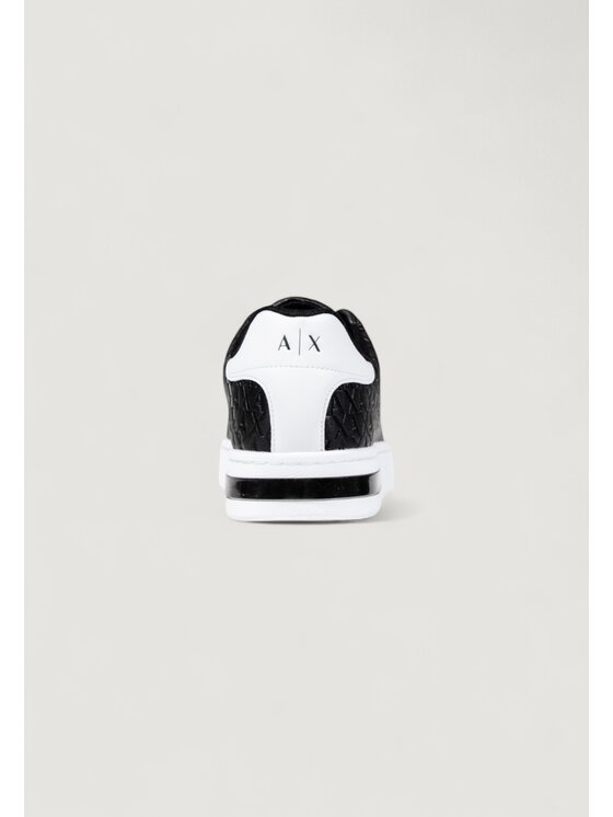 Armani Exchange Armani Exchange Sneakersy XM000140 Czarny