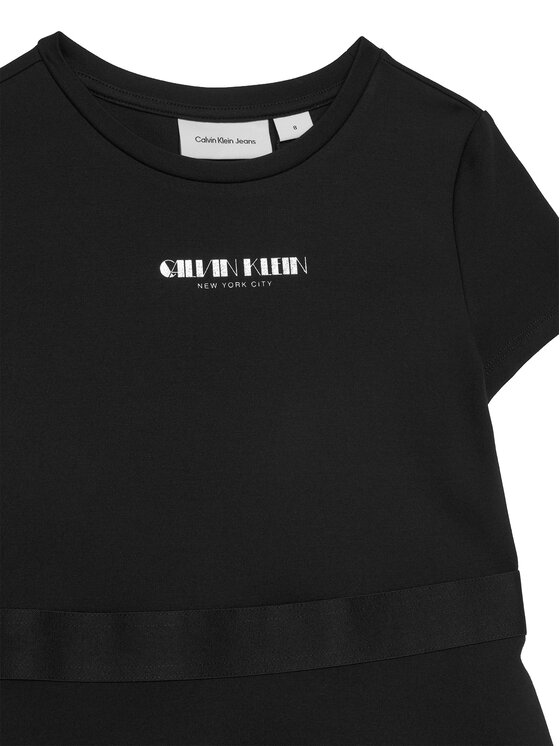 Calvin Klein Jeans Calvin Klein Jeans Vestito da giorno IG0IG03099 Nero Regular Fit