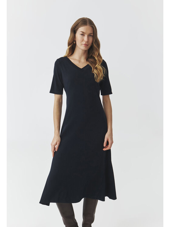 TATUUM TATUUM Úpletové šaty ARIA 2 Tmavomodrá Flare Fit
