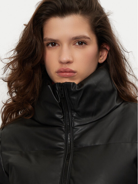 ONLY ONLY Зимно яке Elsie 15322016 Черен Regular Fit