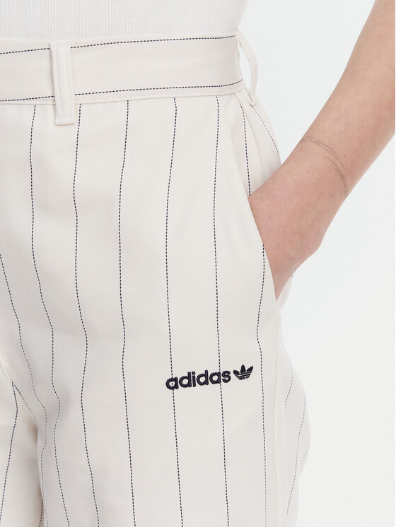 adidas adidas Spodnie materiałowe Pinstripe JJ3483 Biały Regular Fit