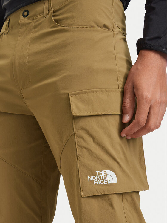 The North Face The North Face Παντελόνι Cargo Exploration NF0A8EC6 Ανοιχτό καφέ Regular Fit