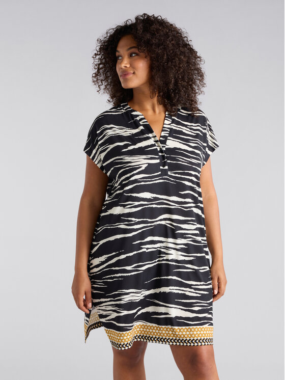 Fiorella Rubino Fiorella Rubino Vestito da giorno 7449L001114N0Z3 Nero Regular Fit