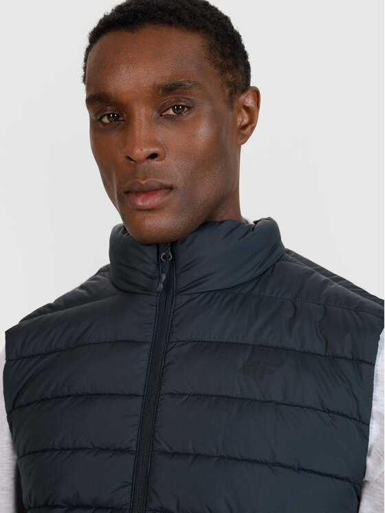4F 4F Kamizelka BASIC+ Czarny Regular Fit