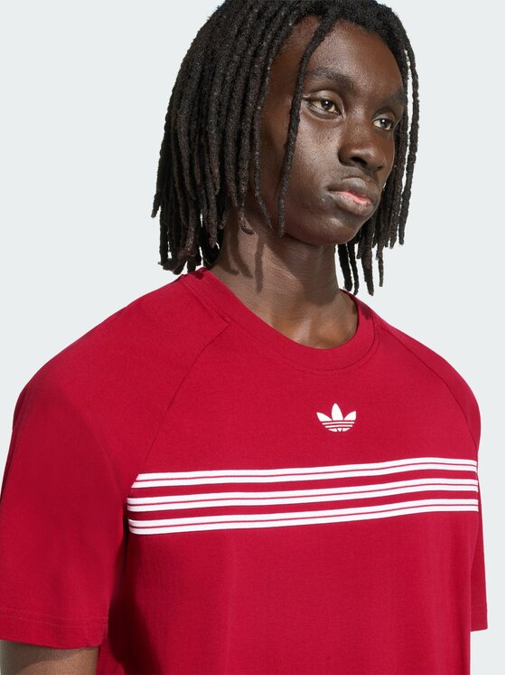adidas adidas T-Shirt CHEST STRIPES Czerwony Regular Fit