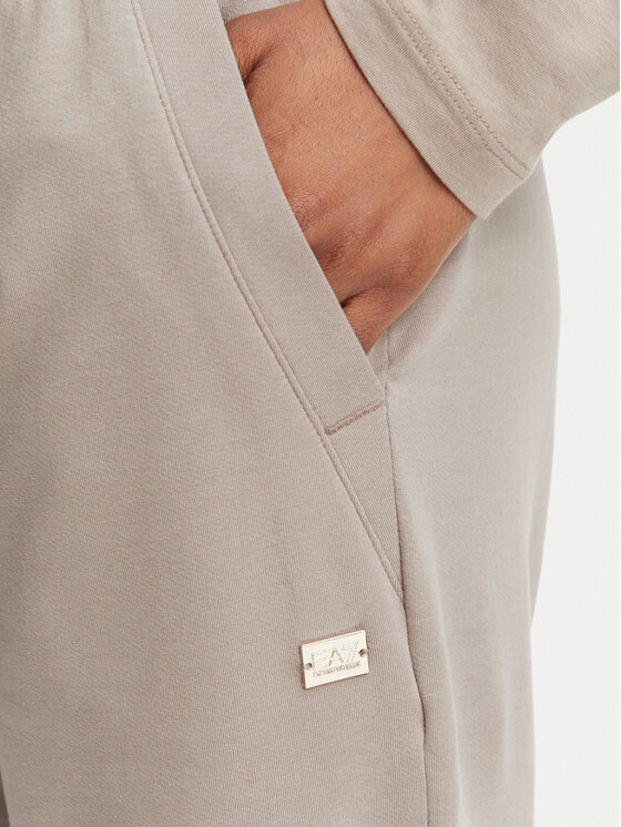 EA7 Emporio Armani EA7 Emporio Armani Pantaloni trening 7W000461 AF13135 U6100 Bej închis Regular Fit