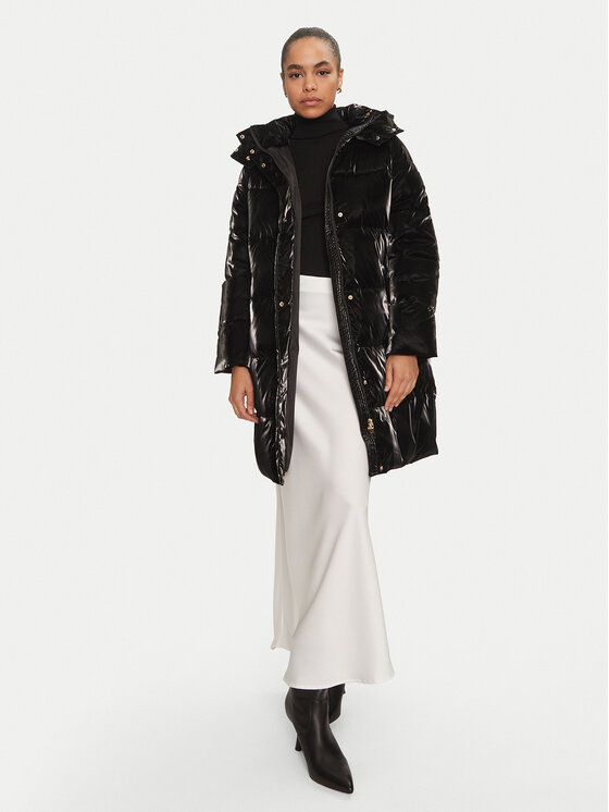 Elisabetta Franchi Elisabetta Franchi Zimné bundy PI-79Z-46E2-V650 Čierna Regular Fit