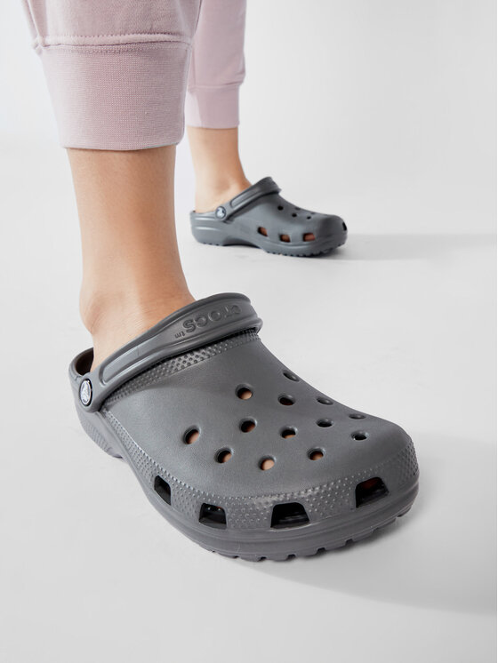 Crocs Pantoletten Classic 10001 Grau Modivo