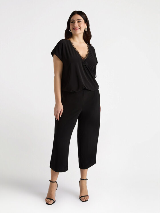 Fiorella Rubino Fiorella Rubino Pantaloni di tessuto P809L002093N033 Nero A-Line Fit