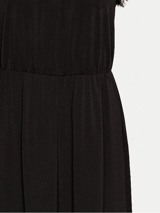 Vero Moda Vero Moda Koktejlové šaty Milla 10319974 Černá Standard Fit