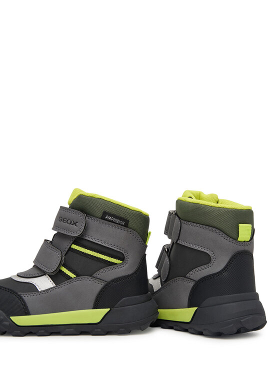 Geox Geox Škornji za sneg B Trekkyup Boy B Abx B566LD 0MEBC C9299 S Črna