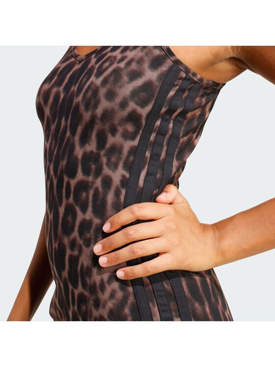 adidas adidas Kleid für den Alltag Seasonal Essentials Leopard Print JZ0204 Braun Slim Fit