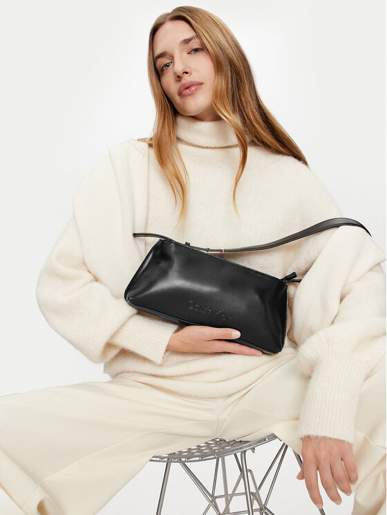 Calvin Klein Geantă Embossed Logo K60K612550 Negru