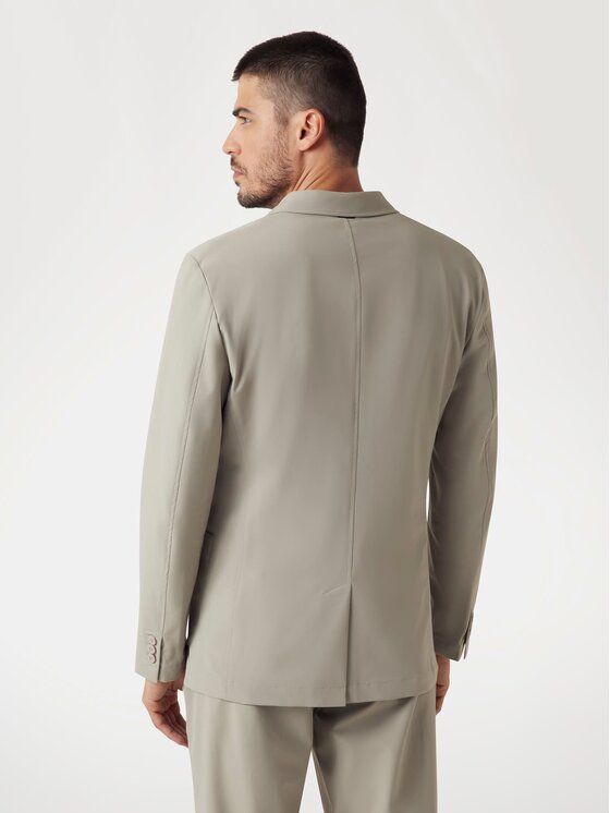 Guess Guess Sako 170931 Hnědá Classic Fit