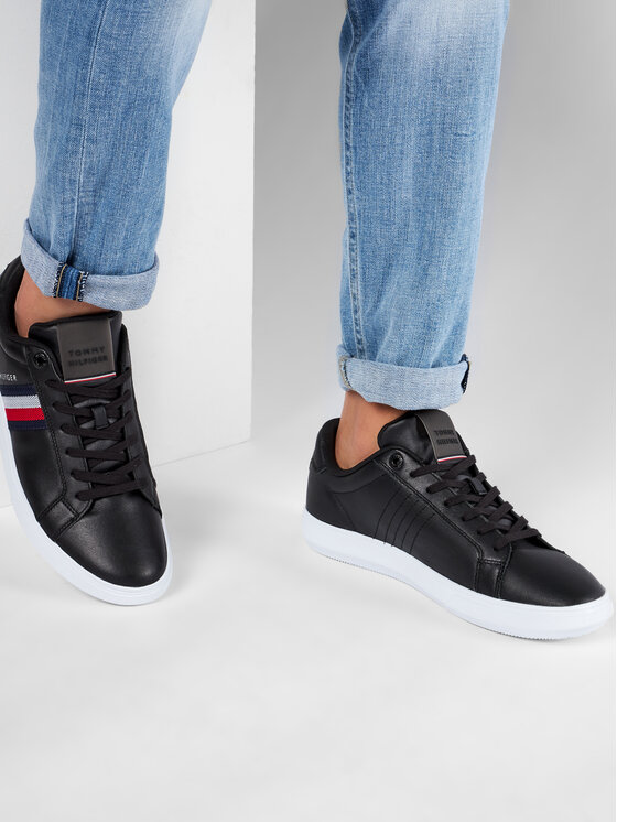 Tommy Hilfiger Tommy Hilfiger Sneakersy Essential Leather Cupsole FM0FM03424 Czarny