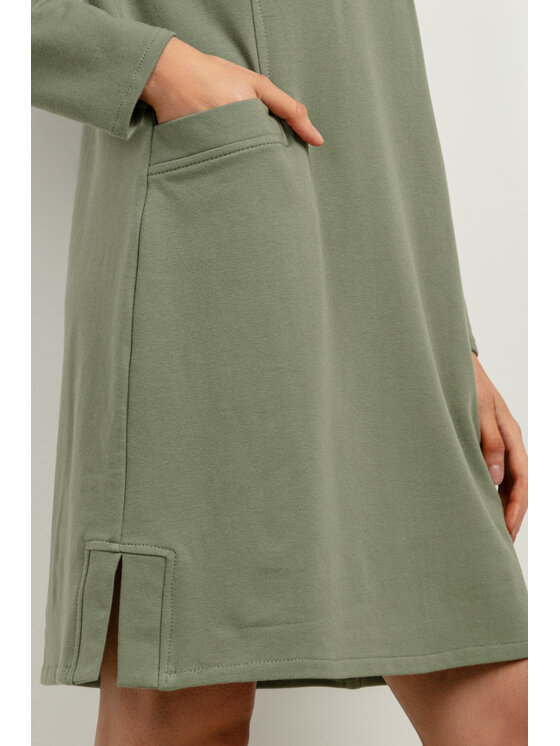 Tessita Tessita Sukienka dzianinowa T412/8/XS-S Zielony Relaxed Fit